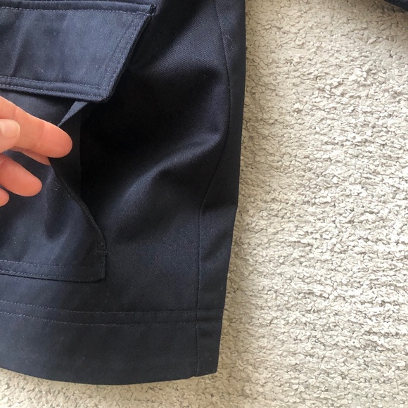 H&M Cropped Jacket. - Picture 3 of 6